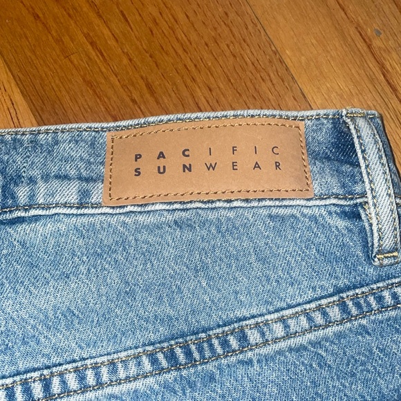 Pacsun Womens Straight Leg Jeans - Picture 3 of 4